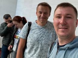 Самолет из берлина должен приземлиться в москве вечером. Ochevidec Rasskazal O Sostoyanii Navalnogo Realnoe Vremya