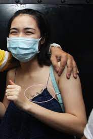 Hòa minzy có thể học theo 4 cách của sao thế giới để xóa hình xăm. Lá»™ Diá»‡n Hinh XÄƒm Ten Cong PhÆ°á»£ng Tren Ngá»±c Hoa Minzy