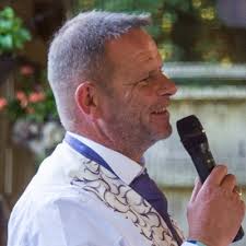 Peter the Tweeter (@petewgross)