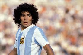 Incredulidad y conmoción en las redes. Argentiniens Fussball Legende Diego Maradona Ist Tot