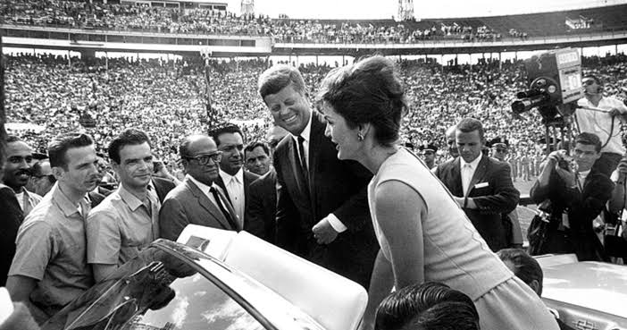 Jackie Kennedy's Prowess as a Polygot – America the Bilingual