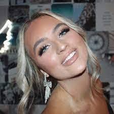 Sheree Sexton's Instagram, Twitter & Facebook