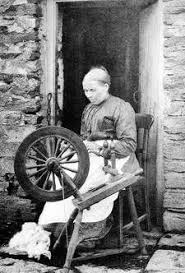 Девушка на колесе, отбор в летчики. 490 Spinning Wheels Ideas Spinning Spinning Wheel Spinning Yarn