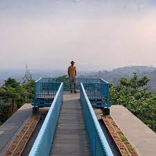 Destinasi vihara vipassana floating market rumah sosis lawang. Lawang Wangi Cafe Cafe