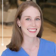 Leslie Pfeiffer's Instagram, Twitter & Facebook