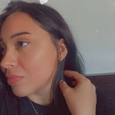 Linda Rosado's Instagram, Twitter & Facebook