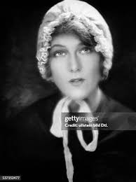 26 Karin Evans Stock Photos, High-Res Pictures, and Images