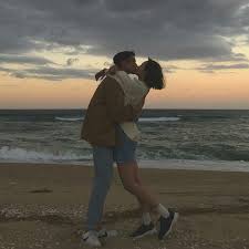 Ke sunset road deket, pantai jimbaran, seminyak,kuta legian deket. List Ulzzang Cute Couple Pictures Couples Asian Couple Aesthetic