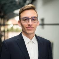 100+ ملفًا شخصيًا يحتوي على “Sterzik”