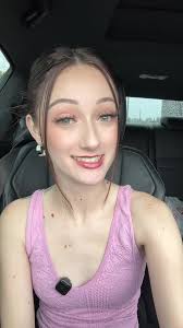 Scarlett Dating Stephen Yeager