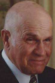 George V. Hunter, Livestock Hall of Fame Member, Dies at 96