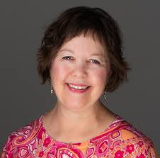 Cindy Keeling's Instagram, Twitter & Facebook