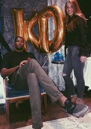 Still engaged to his girlfriend monica wright? Griovelis Naftos Perdirbimo Ä¯monÄ— Smuikas Kevin Durant Girlfriend Yenanchen Com