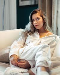 O último single da artista sem ninguém saber. Morreu Sara Carreira Filha Mais Nova De Tony Carreira Nacional Magg