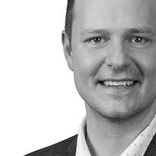 Professional Relations: Ensuring Optimal Performance Through Personality  Decoding