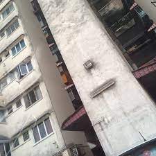 Big size unit compare to other rumahwip standard 800sqft to 900sqft only. Taman Naga Emas Villa Wine Bar In Kuala Lumpur