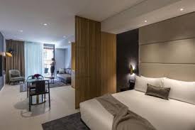 Stay at the pod sydney from $32/night, wake up! Free Minibar Best Hotels For Freebies In Australia