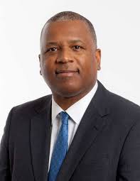 Increase in hotel beds critical to reviving air flights to Bermuda