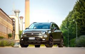 فيات تطرح سيارتها الرياضية 500x بـ19 9 ألف يورو فيات x500 fiat chrysler automobiles fiat cars new fiat