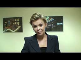 Prowadząca „fakty cieszyła się sympatią widzów, dlatego jej odejście ze stacji zaskoczyło. Justyna Pochanke Pozdrowienia Dla Zolnierzy Czarnej Dywizji Youtube