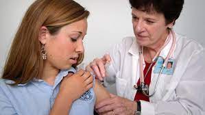 Le vaccin contre la grippe prend généralement 2 semaines avant d'être pleinement efficace. Vaccin Contre La Grippe 2021 Quand Pour Qui A Quel Prix