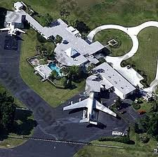 Tony hawk is an american professional skateboarder and entrepreneur. John Travolta Vermogenswert Vermogenswert Haus Autos Wohltatigkeitsorganisation Lebensstil Aufwendungen Einkommen Einkommensquelle Gehalt Befurwortung Alter Hohe Frau Kinder Biografie August 2021