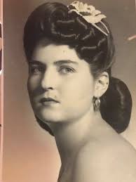 Mis primas Flora , Angela , Cristina Gamboa Muñoz y tia Carlotamuñoz García 