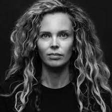 Последние твиты от roxane van iperen (@roxanevaniperen). Roxane Van Iperen Roxanevaniperen Twitter