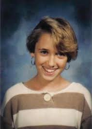 Help restoring old car accident photo?