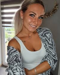 I can say HI and hello!! " hows that?