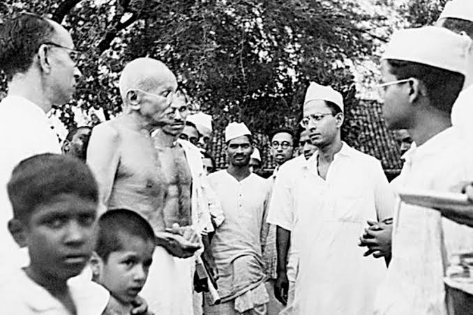 Pranab Mukherjee in Nagpur: RSS deceived Mahatma Gandhi in 1947. Will the ex-President fare better?