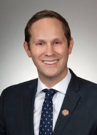 Rep. Casey Weinstein corrects tweet about hospital violence