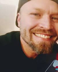 Erik Van Russell Obituary April 3, 2025