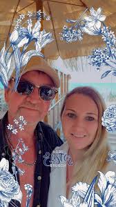 As the sun sets, the magic begins at Anna Maria City Pier. 🌇 📷  instagram.com/motion.media.llc