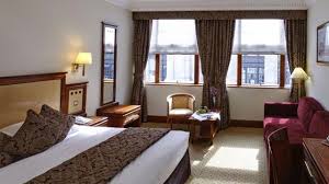 Have stayed 3 times and have not had a negative experience. Jurys Inn London Holborn Hotel Visitlondon Com