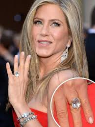 Jennifer Anniston Celebrity Wedding Rings Jennifer Aniston Wedding Ring Celebrity Engagement Rings