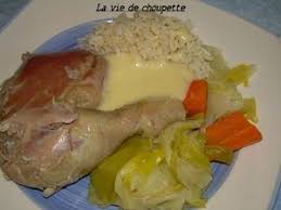 Poule Au Pot Facon Grand Mere Recette Ptitchef Recette En 2020 Poule Au Pot Recette De Plat Recette