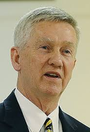 Four seek 3 open seats