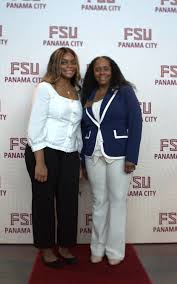 Jessica Kim, Wiatt...