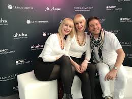 Doch er zaubert nicht mit illusionen, sondern mit profundem fachwissen und viel charme. Glow Convention Highlights Mit Asambeauty