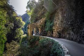 Strada della forra is located in tremosine sul garda. Strada Della Forra A Great Road By Garda Lake Lombardy Italy La Guida Gran Turismo