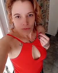 Tonya Leber's Instagram, Twitter & Facebook