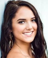 Scott Bennett Scholarship awarded to Alexa Edwards