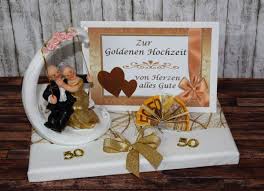 Geld Geschenk Zur Goldenen Hochzeit Mit Goldpaar Auf Schaukel Geschenke Zur Goldenen Hochzeit Geldgeschenk Goldene Hochzeit Geschenke