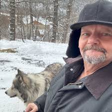 sandra hicks larson (@larson_hicks)