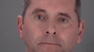 Ex-firefighter charged with impersonating a firefighter while panhandling