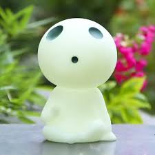 Il film vendette bene anche a livello internazionale; Princess Mononoke Kodama Tree Spirit Piggy Bank 16cm Glow In Dark Ghibli Store