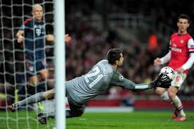 Arsène wenger en fait un titulaire en l'absence de son compatriote łukasz fabiański, blessé à l'épaule, manuel almunia étant réduit au rôle de. Lukasz Fabianski Will Start For Arsenal Vs Wigan In Fa Cup Semi Final Bleacher Report Latest News Videos And Highlights