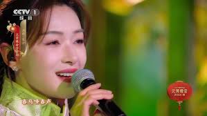 万茜重庆▷北京🛫机场随拍🤳 第01/04 𝐑𝐞𝐠𝐢𝐧𝐚 𝐖𝐚𝐧 𝐐𝐢𝐚𝐧 2023-03-25