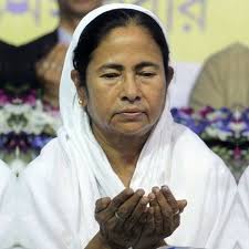 भगवान श्रीराम और हिंदुओं को कोसने वाली ममता बनर्जी का नया पैंतरा, महाकाल की  आड़ में हिंदू वोट लेने का ढकोसला